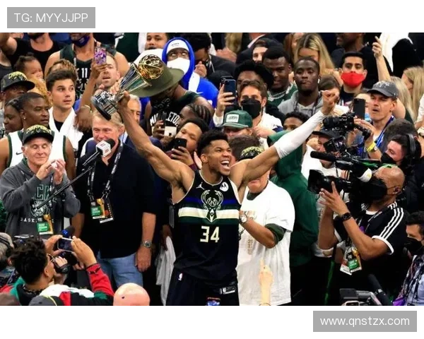 NBA新赛季风云再起球星转会与争冠格局全面解析焦点球队表现前瞻